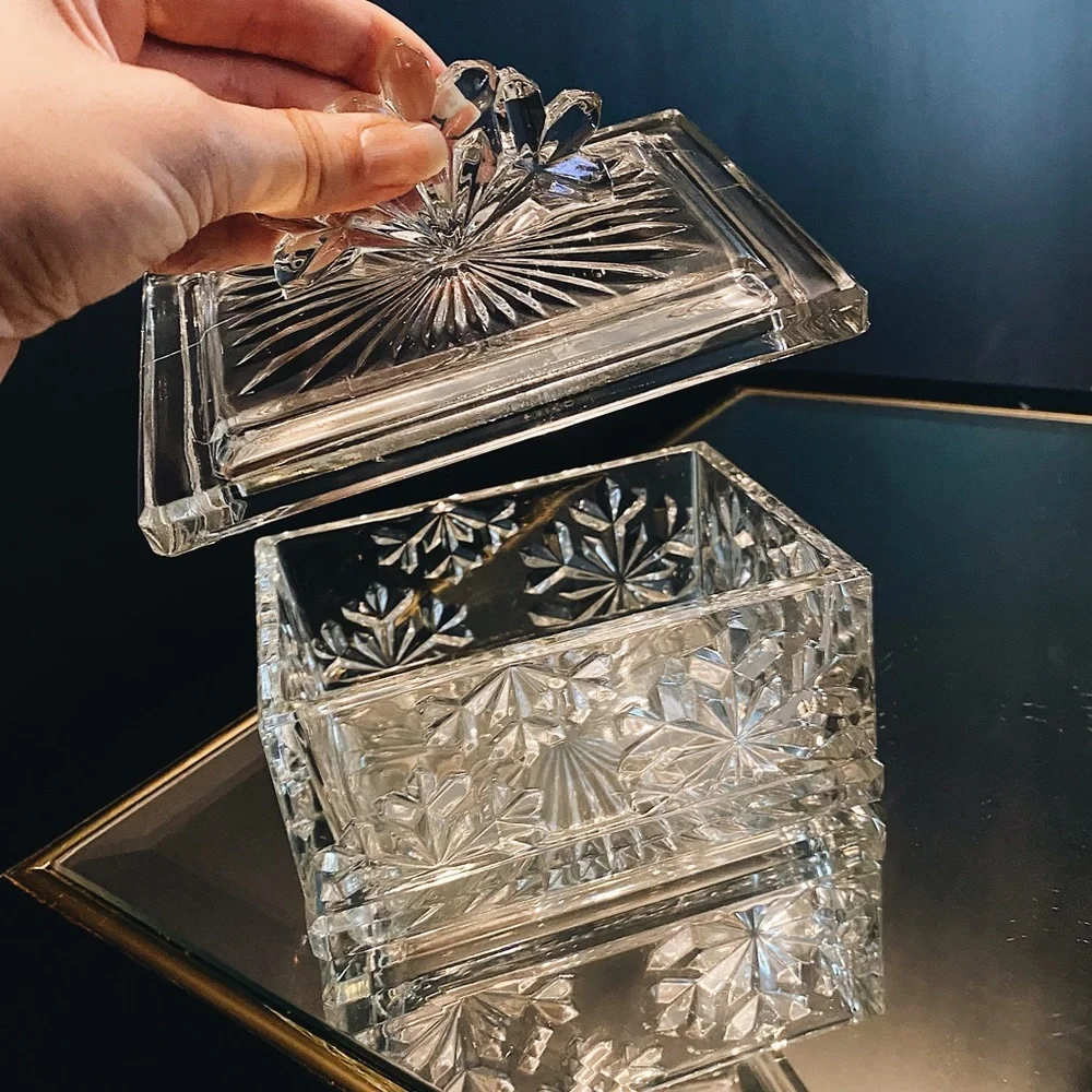 Vintage Crystal Cut Glass Snowflake Design Trinket Box